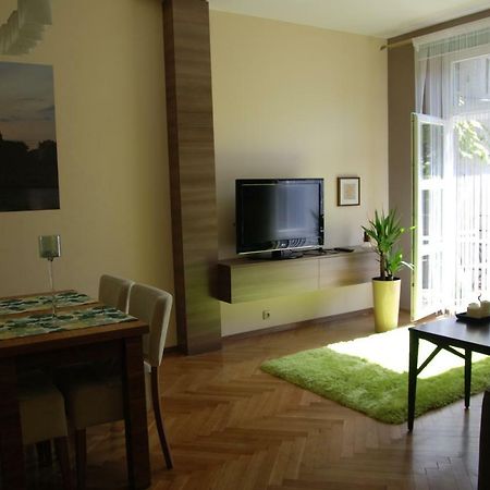Excellent Apartment With Balcony Krakow Ngoại thất bức ảnh