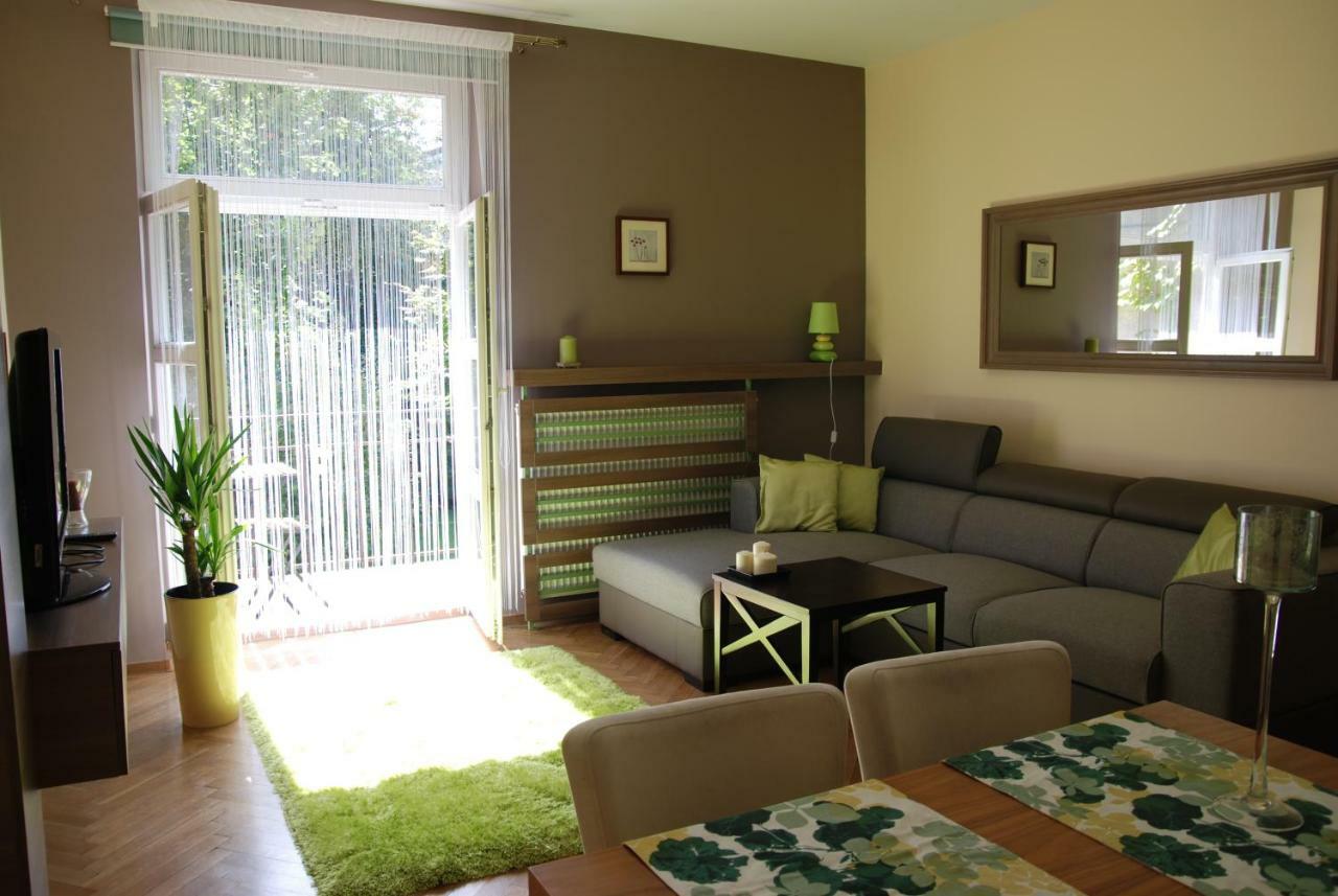 Excellent Apartment With Balcony Krakow Ngoại thất bức ảnh